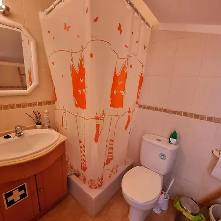 Holiday home Casa Andorinha